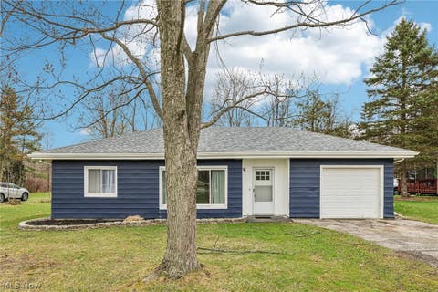 Photo for 34825 Aurora Road