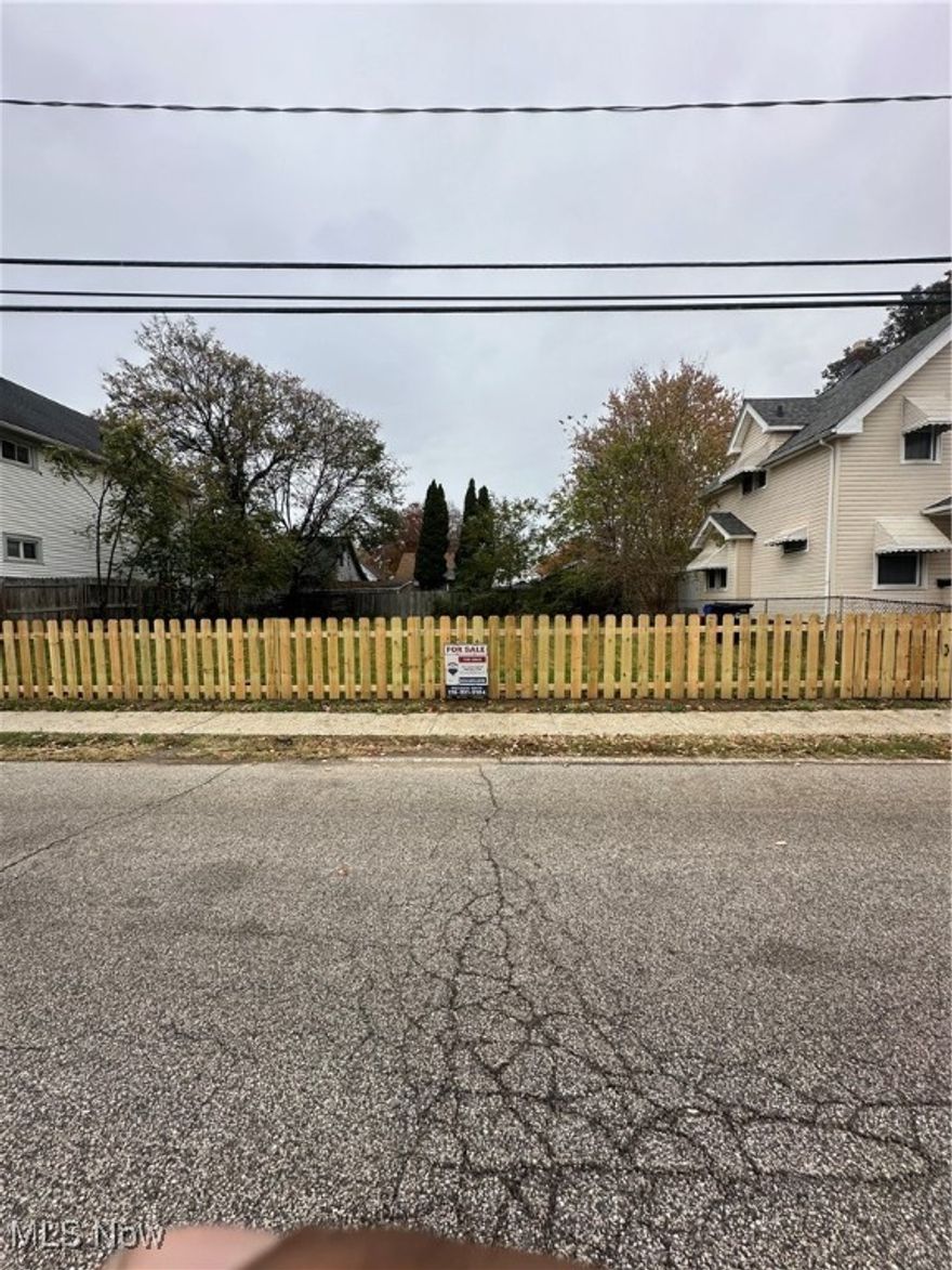***New Fence***This spacious double fenced land is cleared and is approximately 4,960sqft. It offers the perfect blend of peace, privacy, and convenience. Utilities are already in place. Prime Location: quick access to main roads and highways.