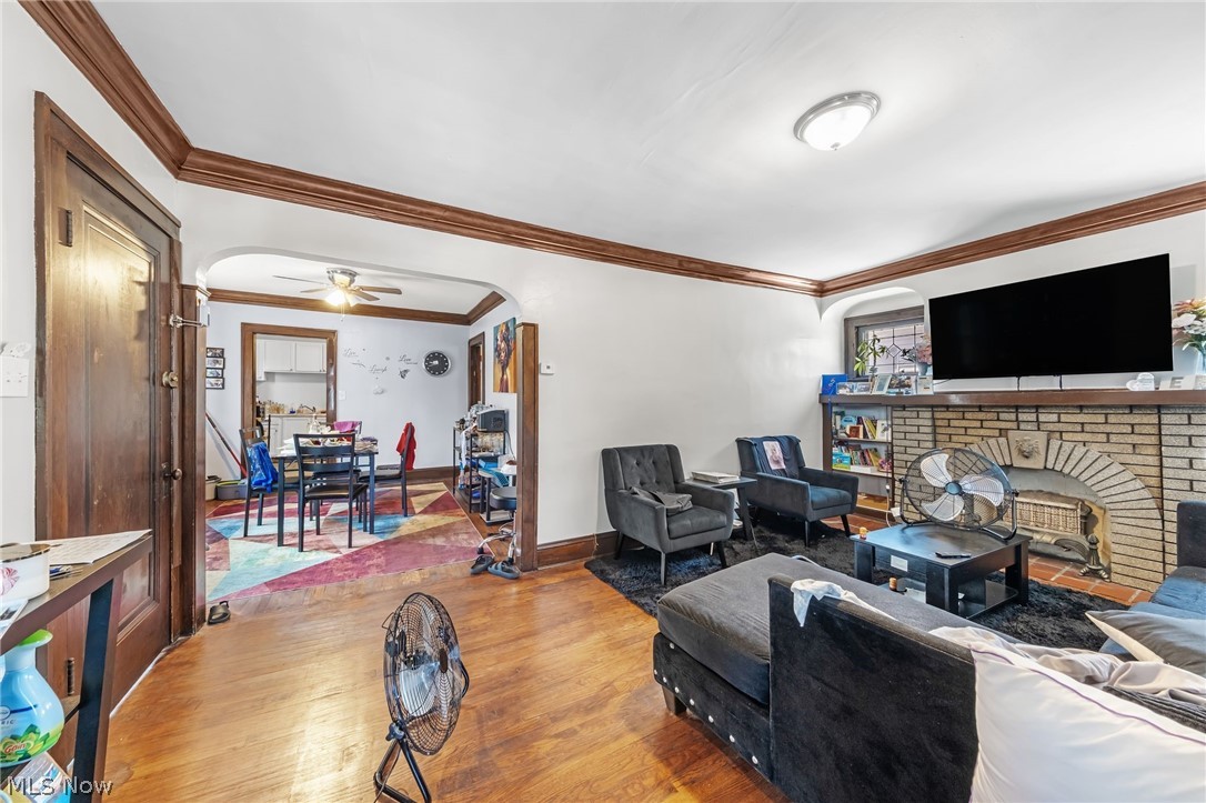 11118 Glenboro Drive
