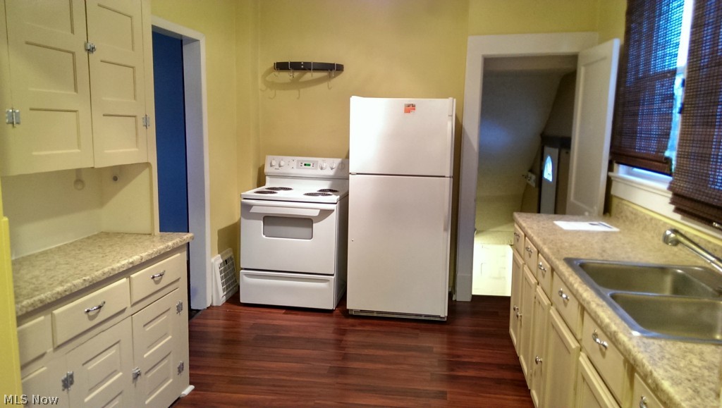 Goodyear Heights - Residential Lease