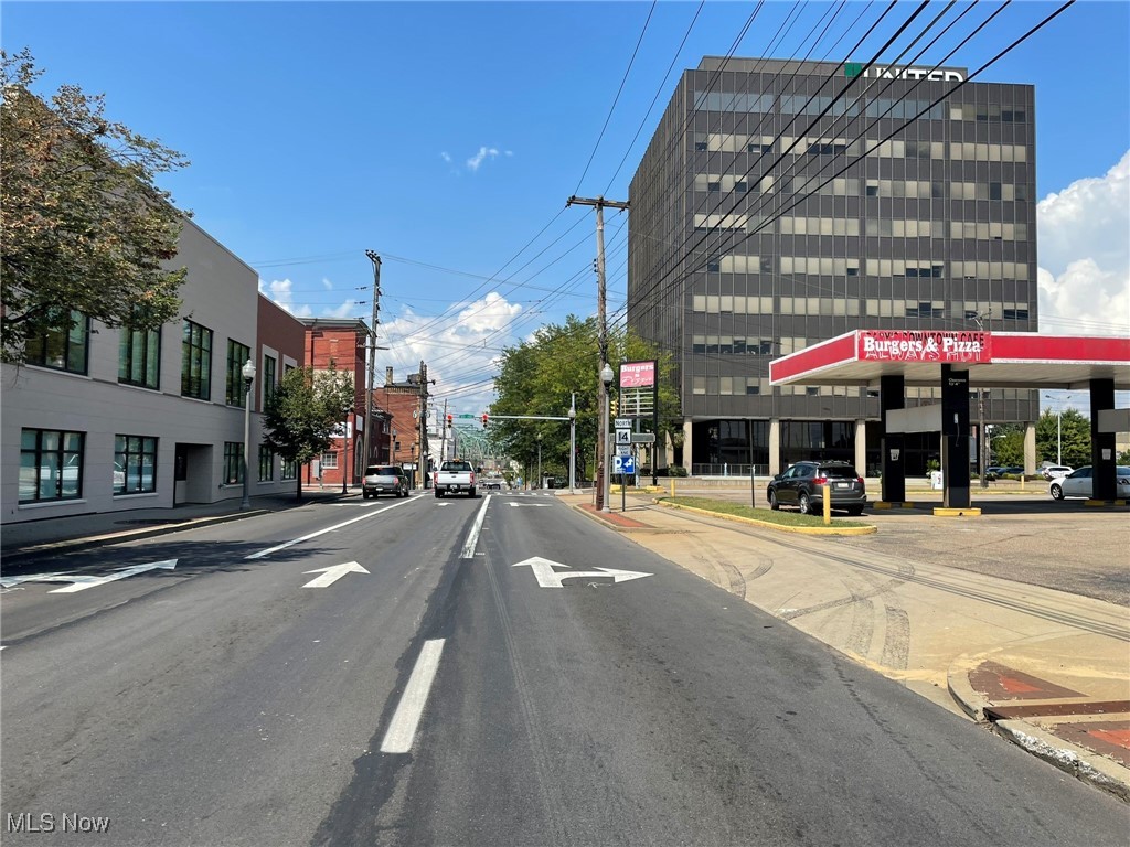 500 Avery Street