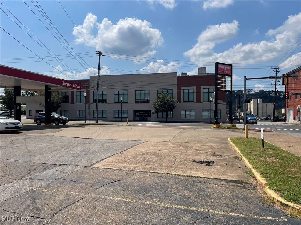 Parkersburg, West Virginia 26101, United States, ,Commercial,Active,44525