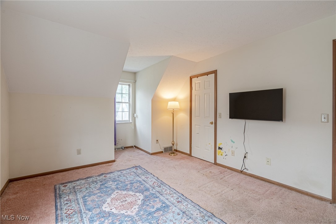 6688 Connecticut Colony Circle, Mentor, Ohio image 22