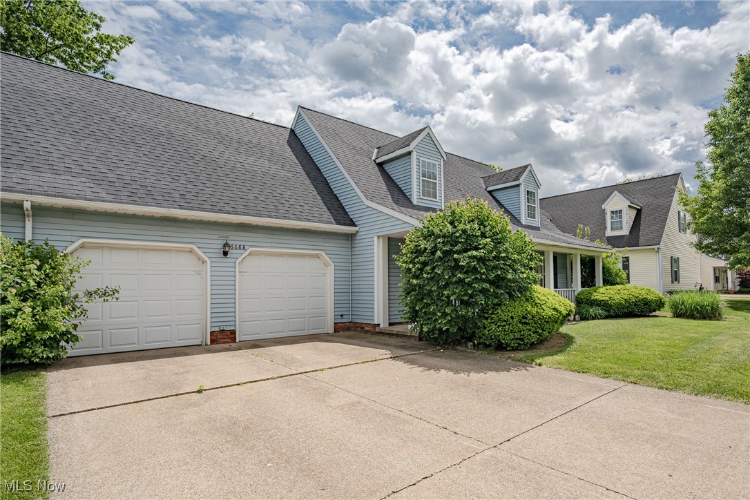 6688 Connecticut Colony Circle, Mentor, Ohio image 2