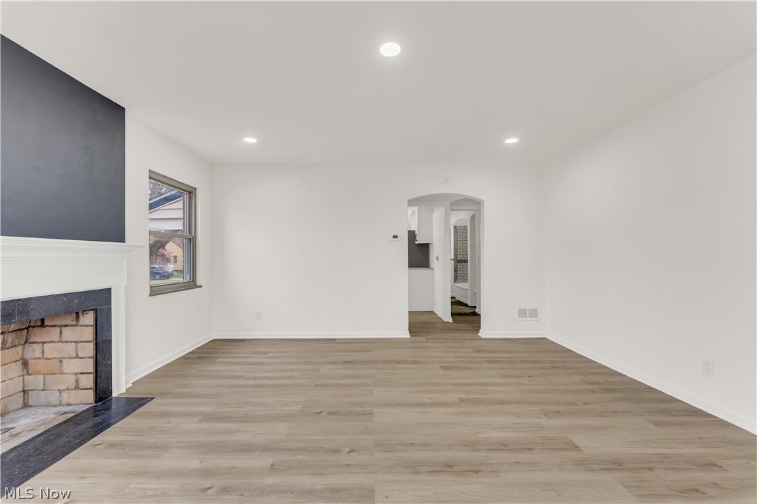 Ford Realty Cos Liberty - Residential