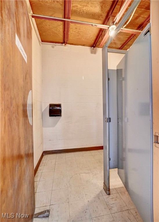 Belvoir-Monticello Sub/W T Arn - Commercial Sale