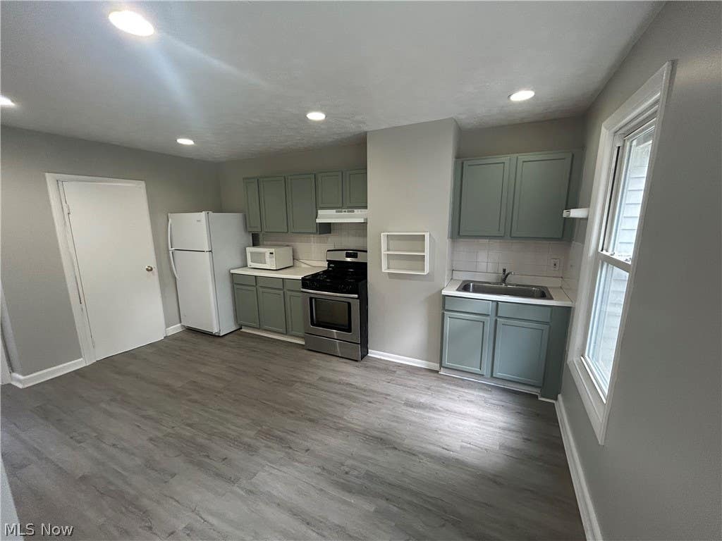 Photo of 1955 E 120th Street #3, Cleveland, OH 44106 (MLS # 5223411)