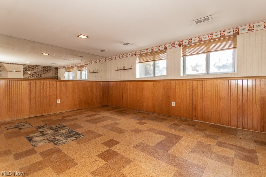 Mentor Garden Fwy Estate 03 - Residential