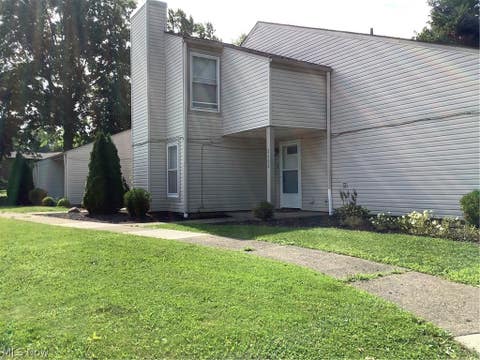 Condo For Sale - 2308 Ansley Street<br/> Alliance, OH 44601