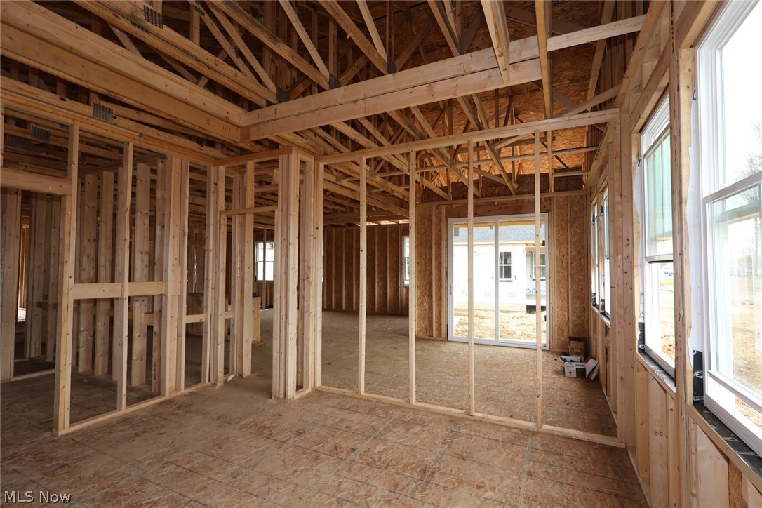 Four Seasons at Sandstone - Residential