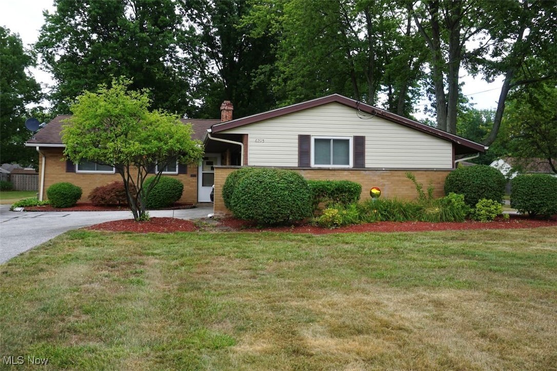 Welcome to this 3 bdr, 1 1/2 ba ranch style home in Mentor. The vaulted ceiling in the family room helps to
provide an added dimension and makes the home feel so much more spacious and airy. Large fully equipped kitchen has
plenty of working space and when combined with the adjacent family room, it gives the open-air feeling that is prevalent
in new construction homes. There is a rear sunroom with gas fireplace to enable use most of the year long. Large corner
lot makes you feel like you are in the country even though you’re close to all the urban amenities. Attached 2 car garage
means no more scraping your windows in the freezing rain; just get in & go. This home has a nice flow & light filled rooms
and is well appointed. All major appliances remain in place so no need to acquire your own. Tenant to maintain lawn & handle
snow removal in the winter season. Sorry no cats and only small dogs will be considered with additional fee. Fair housing accommodations and modifications for persons with disabilities will be considered on a case by case basis in accordance with the fair housing laws.