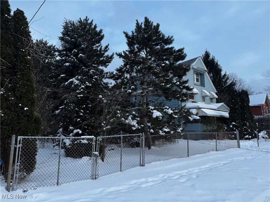 Buildable lot in Fairfax just a short distance to The Cleveland Clinic's main campus, between Cedar and Quincy.  Seller is also selling 2245 E 87 (a single family house to the right side of this vacant lot) and 2249 E 87 (another vacant lot to the right side of the house).  All are adjacent to one another and zoned 2-Family.  There are so many possibilities!! Only $54/year in property taxes.  Owner is a licensed agent.