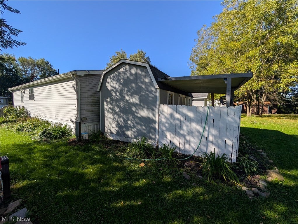 110 W Lebanon Road 28