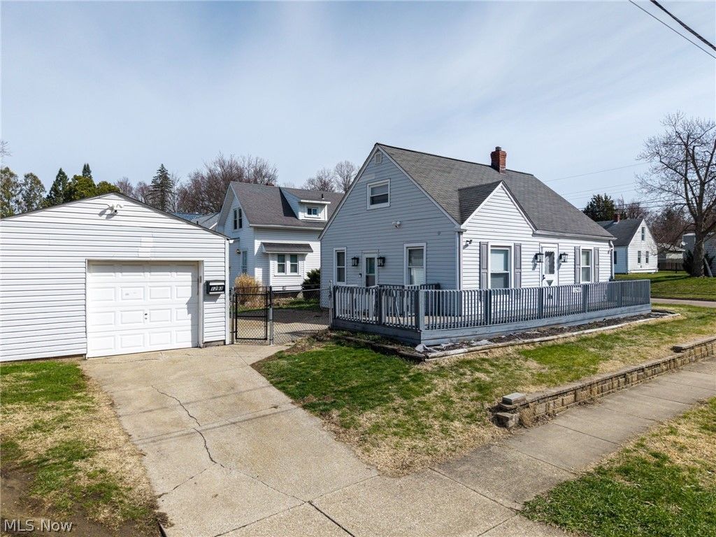 Photo of 1293 Tioga Avenue, Akron, OH 44305 (MLS # 5196815)