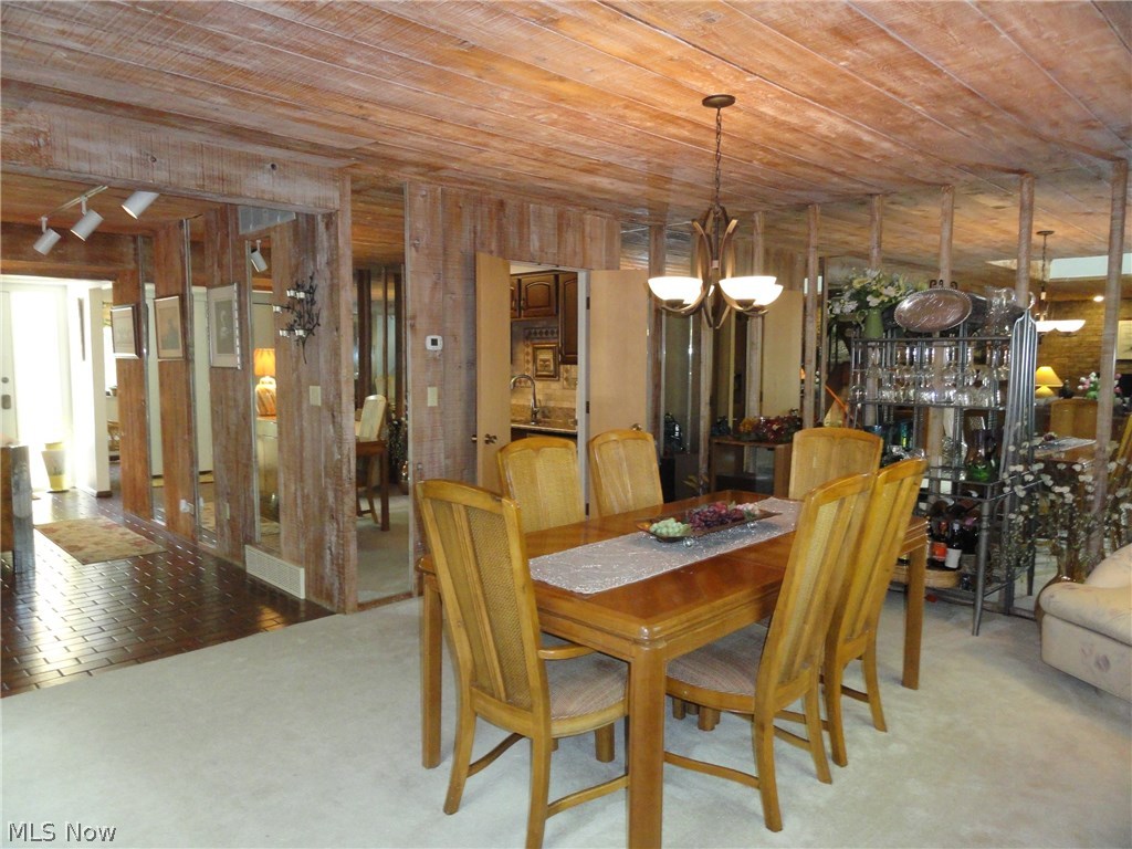 Hampton Woods - Residential