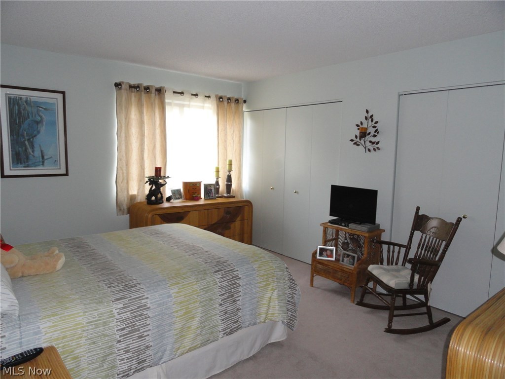 Hampton Woods - Residential