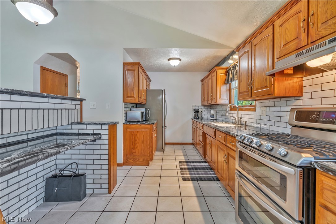 Briar Hill Sub - Residential
