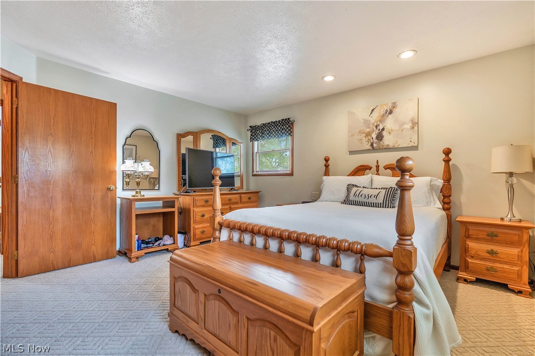 Briar Hill Sub - Residential