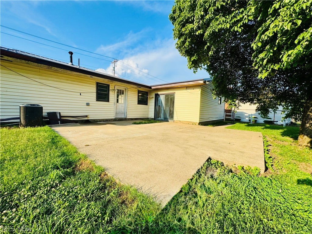 2309 Rockland Avenue - Photo 4