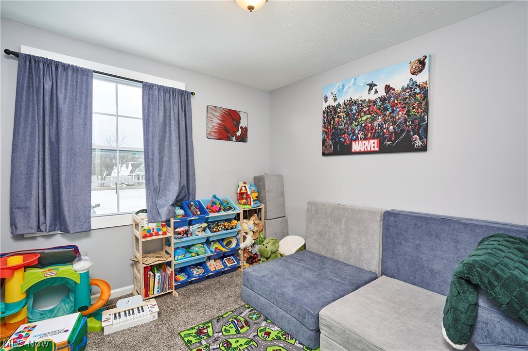 Broken Fence Estate #2 - Residential