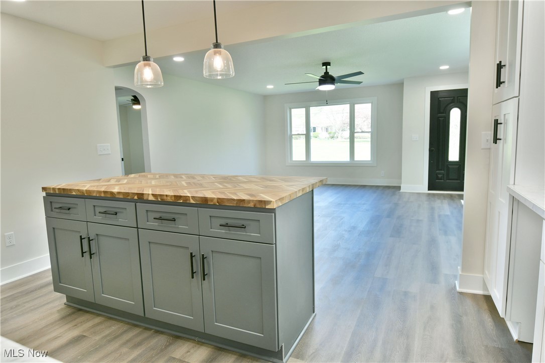 2096 Stillwagon Road, Warren, Ohio image 2
