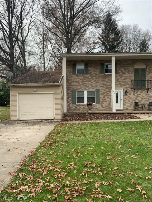 Enjoy this freshly updated and modern duplex! You will be blown away with the charm this home has to offer. Enter the front door into a cozy family room. First floor includes dining room, half bath and large updated, open kitchen overlooking a second entertainment area with sliding glass doors onto the back patio. Upstairs has two bedrooms with oversized closets, perfect for added storage!l A beautifully updated full bathroom is upstairs as well. This home has so much to offer and is ready for you to make home!