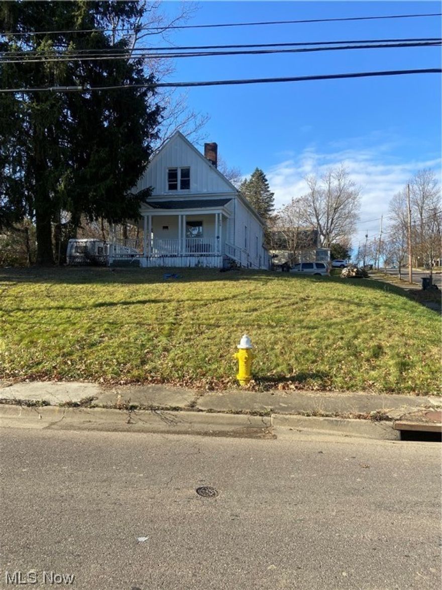 Welcome to 908 East Avenue, This spacious 3 Bedroom cape Cod has a completely renovated Interior, The Interior features updated Kitchen and Bathroom/ Large Living Room. Dining Room and Kitchen. The Exterior features large Lot and large 2 Car Garage. This area is being revitalized with new housing and the City of Akron's Innerterbelt housing proposal. This home is minutes away from from Downtowm Akron, University of Akron and Amazon Complex. Great First Time Home Buyer's Home or Income Property. Tenant pays 850 plus utilities. Call for showing today!