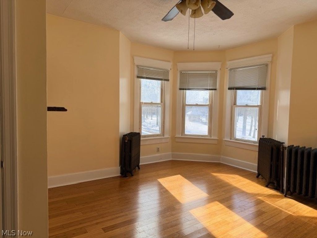 Photo of 153 NW 3rd Street #3, Barberton, OH 44203 (MLS # 5185748)