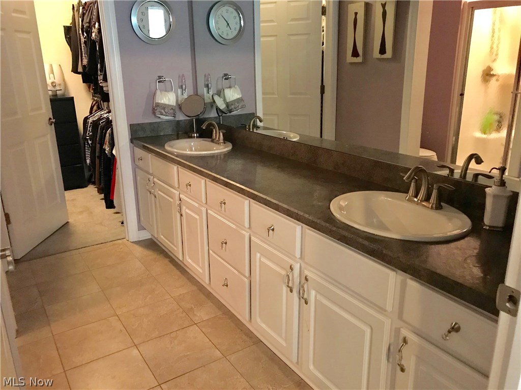 Springfield Rdg Condos - Residential