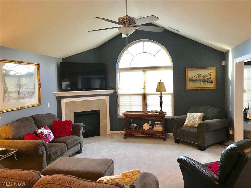 Springfield Rdg Condos - Residential