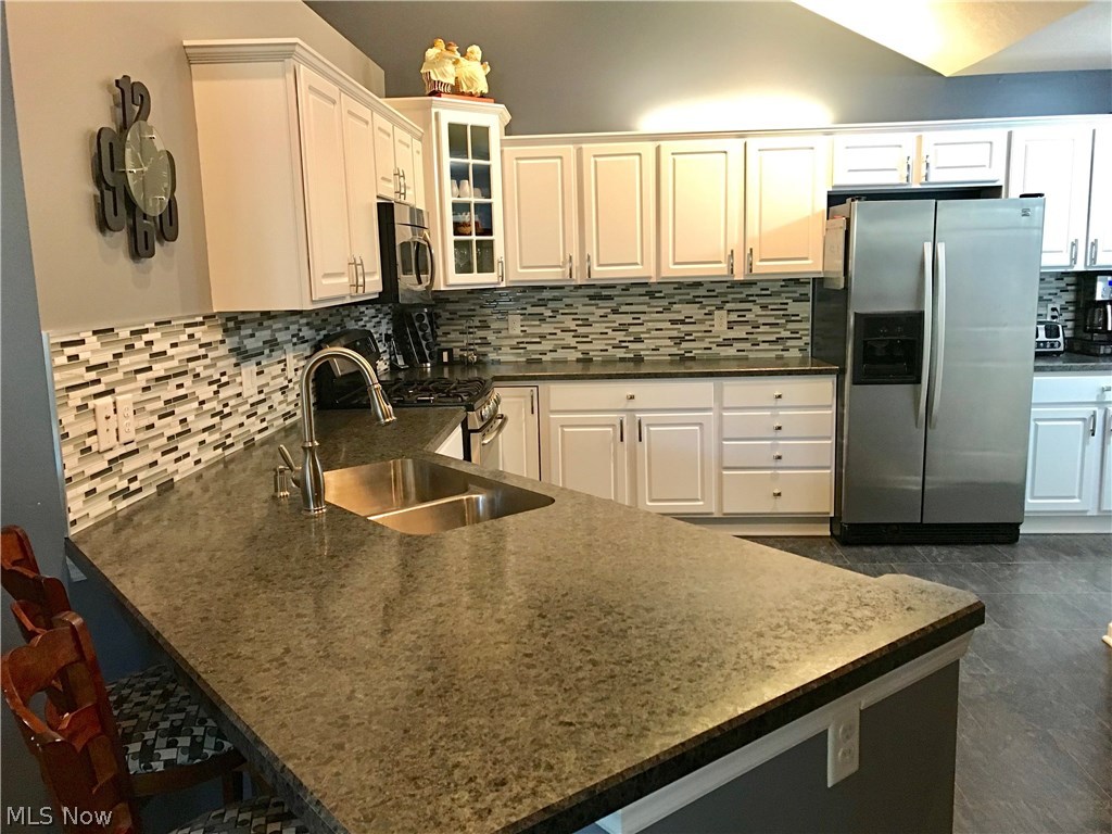 Springfield Rdg Condos - Residential