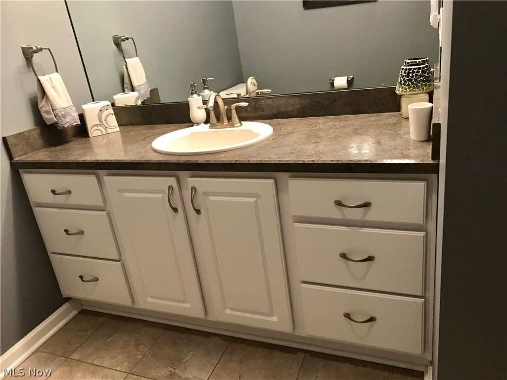 Springfield Rdg Condos - Residential