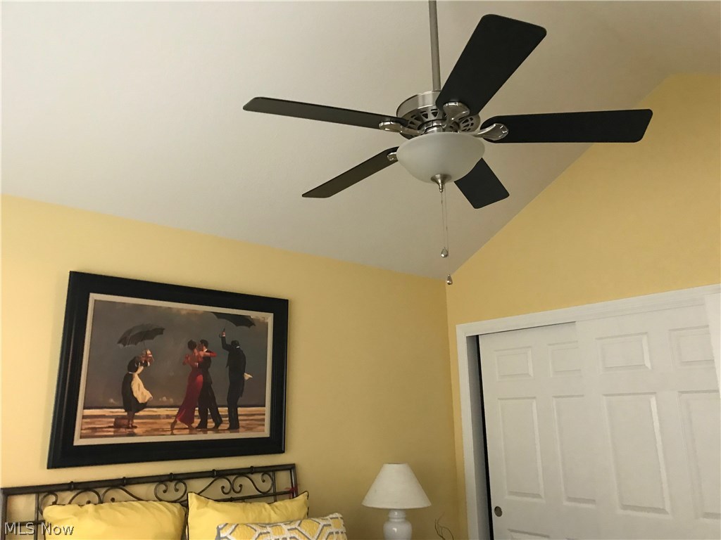 Springfield Rdg Condos - Residential