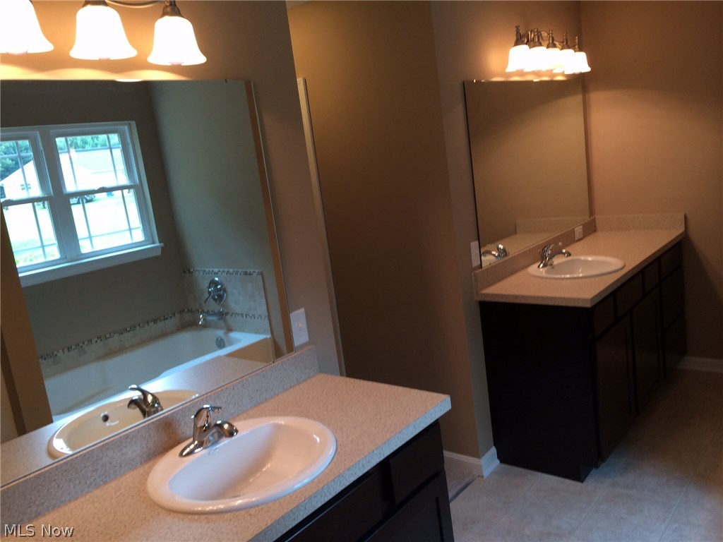 Pine Knoll Estates - Residential