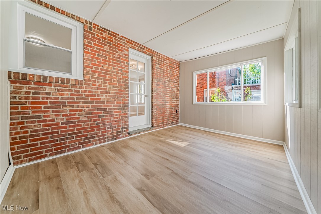 Knickerbocker & Company's Burk - Residential