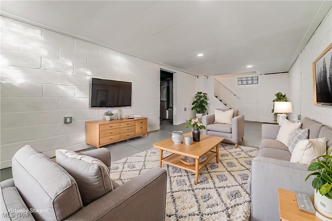 Knickerbocker & Company's Burk - Residential