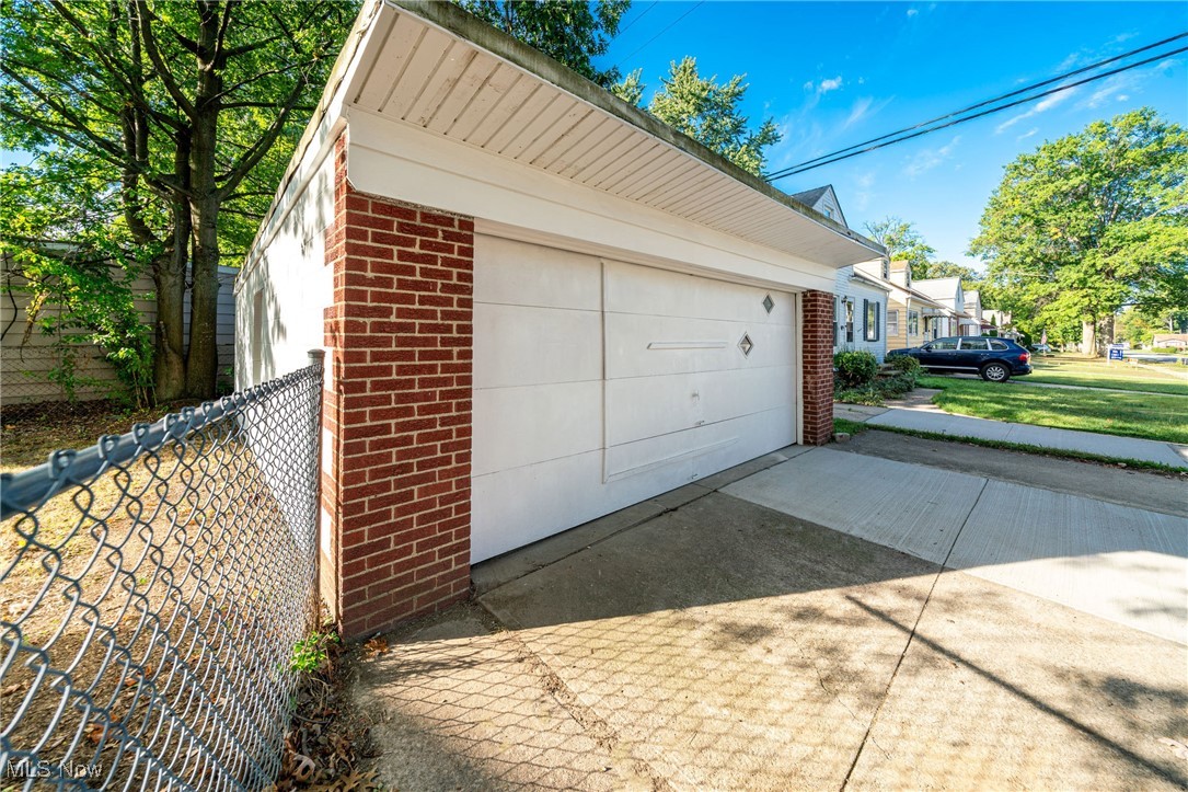 Knickerbocker & Company's Burk - Residential