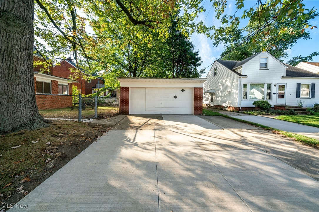 Knickerbocker & Company's Burk - Residential