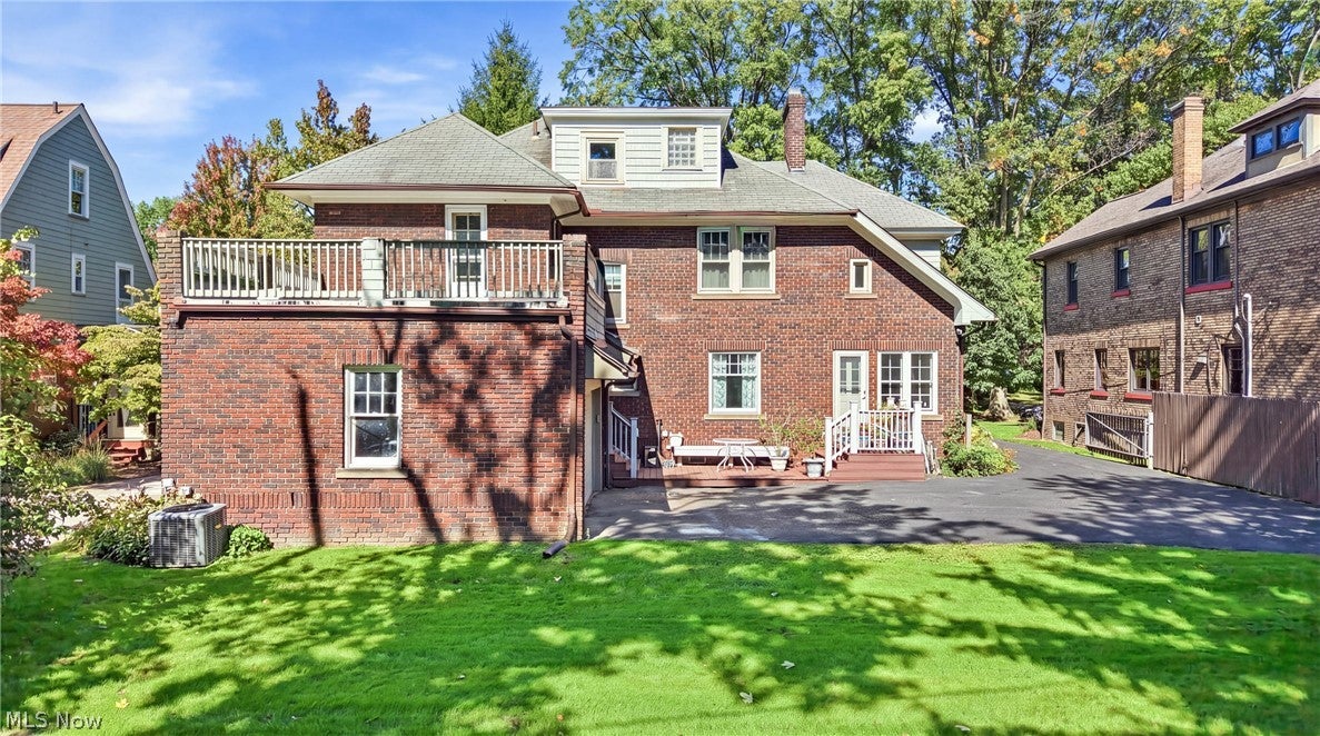 2692 Colchester Road