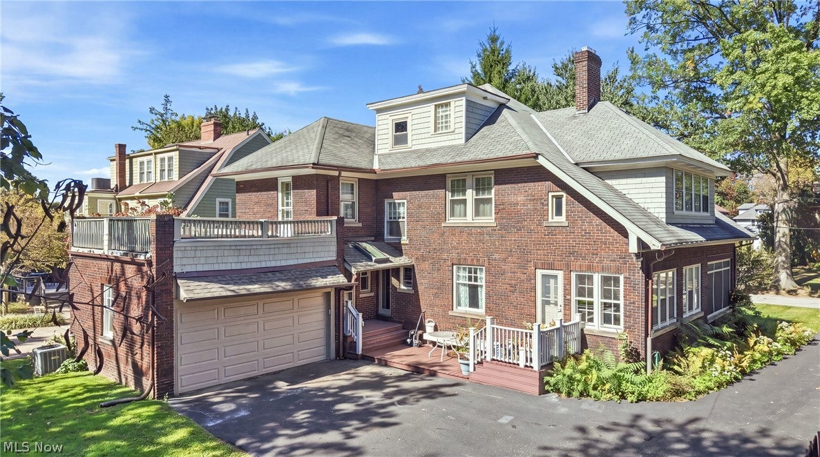 2692 Colchester Road