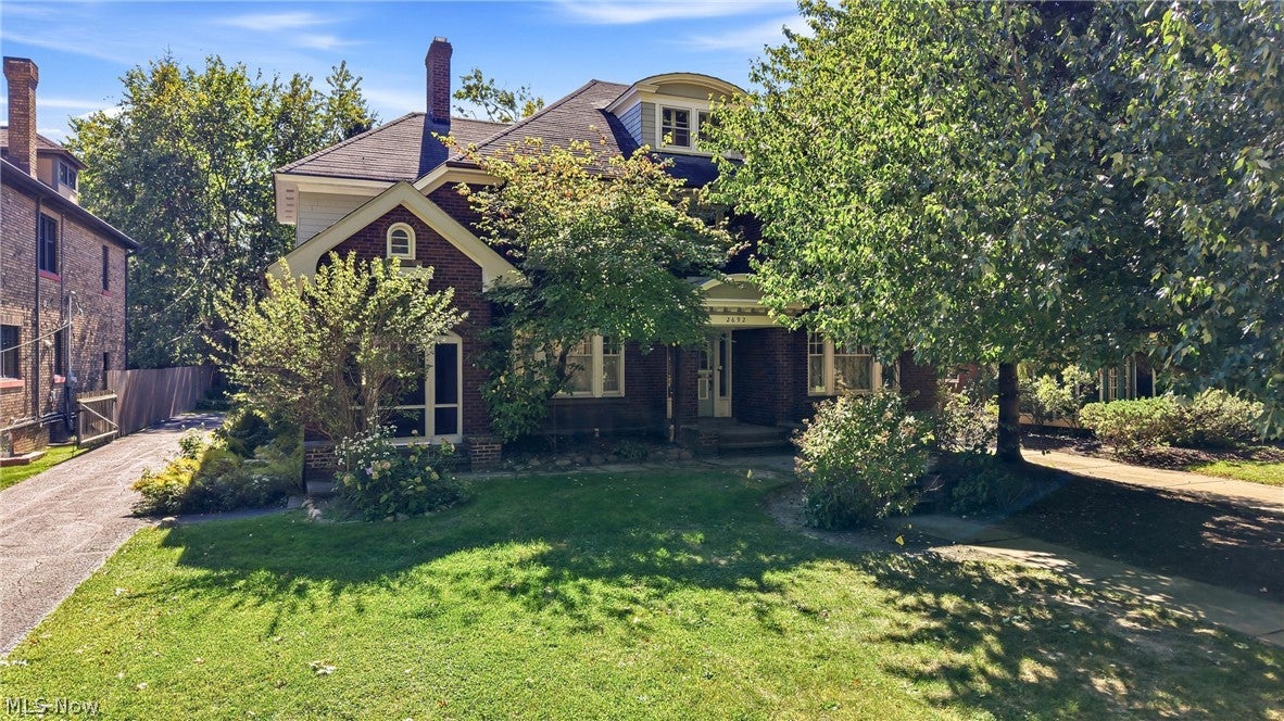 2692 Colchester Road