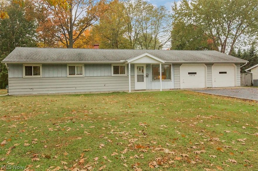 BACK-ON-MARKET by no fault of the Seller!
Short Sale -  Bank will sell for asking price (compare other Ranches sold for $152, $154, $160, and $179,000 all in MOL).  Neat and clean 3 bedroom, 1 1/2 bath Ranch with attached 2 car garage, spacious yard, and driveway.  This home is a few hundred feet to Lakefront Park.