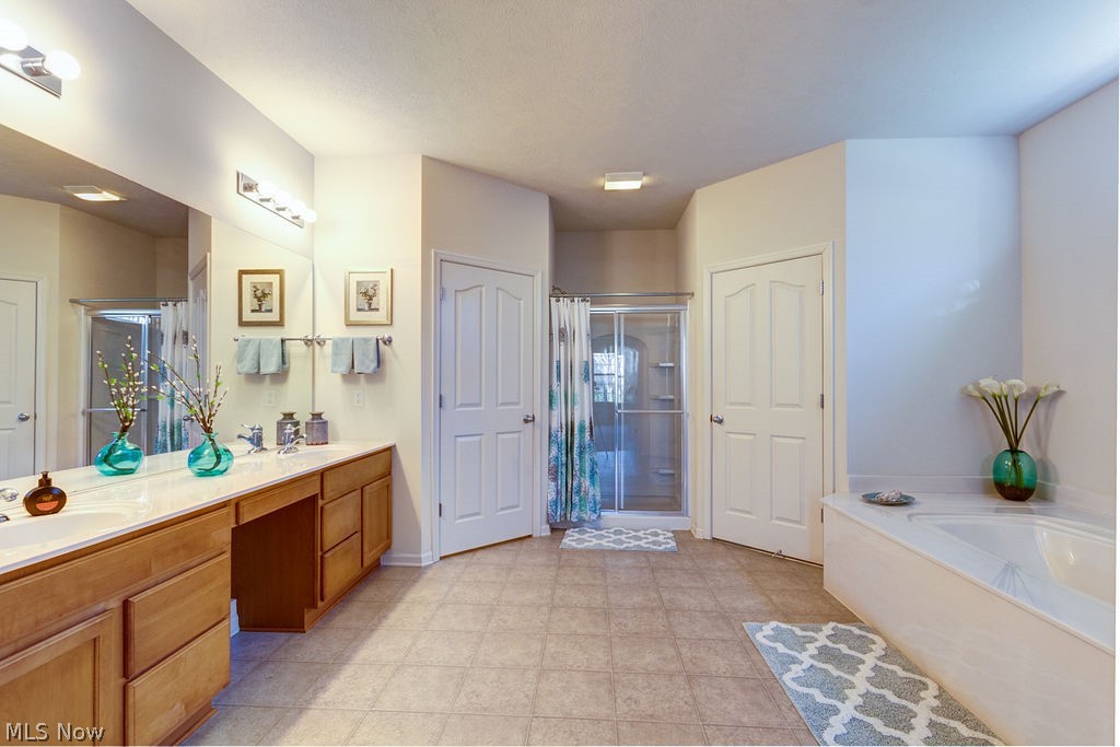 Eagles Club/Quail Hol Ph 24 - Residential