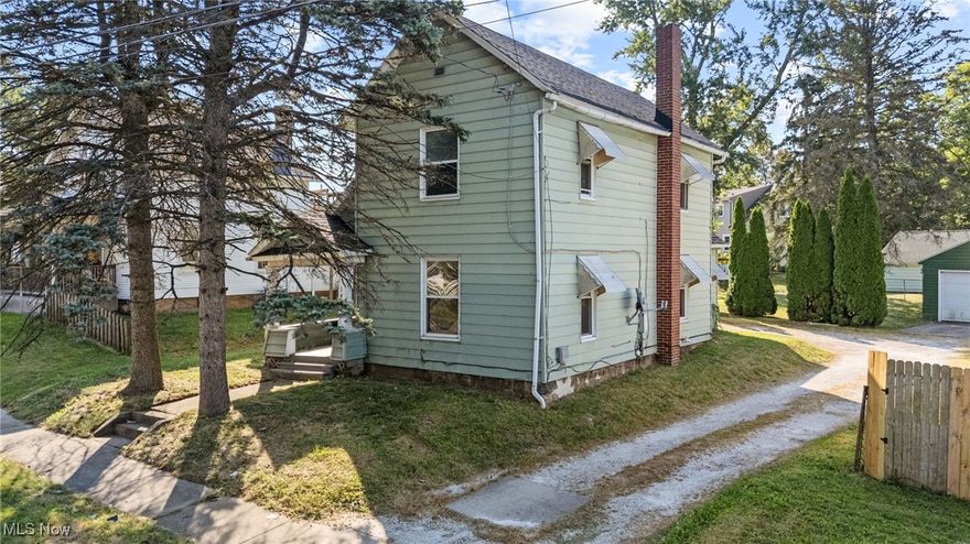 Why rent when you can buy! Great value here! Welcome home to 1450 Wooster Rd in Barberton! This is a 3 bed 1.5 bath two story home ready for your personal touches. Large lot and 2 car garage too! Roof is from 2022. Furnace is from 2022. Bring your decorating ideas and move right in! Call your favorite Realtor today before it's too late! Bring an offer! Low closing cost loan options for owner occupants in this zip code through Huntington Bank. Email for details.