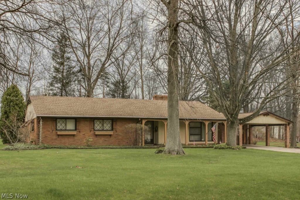 Total first floor living in this 3 bedroom 2 bath Northampton ranch! Open floor plan, large windows and brick accent walls add to the charm. Large living room with wood burning fireplace. Oak kitchen opens to the eating area and family room. Sun room a with a wall of windows overlooking the secluded lot. Composite deck, landscape pond and outdoor brick oven. Two car attached garage. Neat and clean- just waiting for your personal touch!