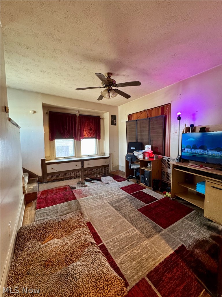 Creek & Morrisons Add 03 - Residential