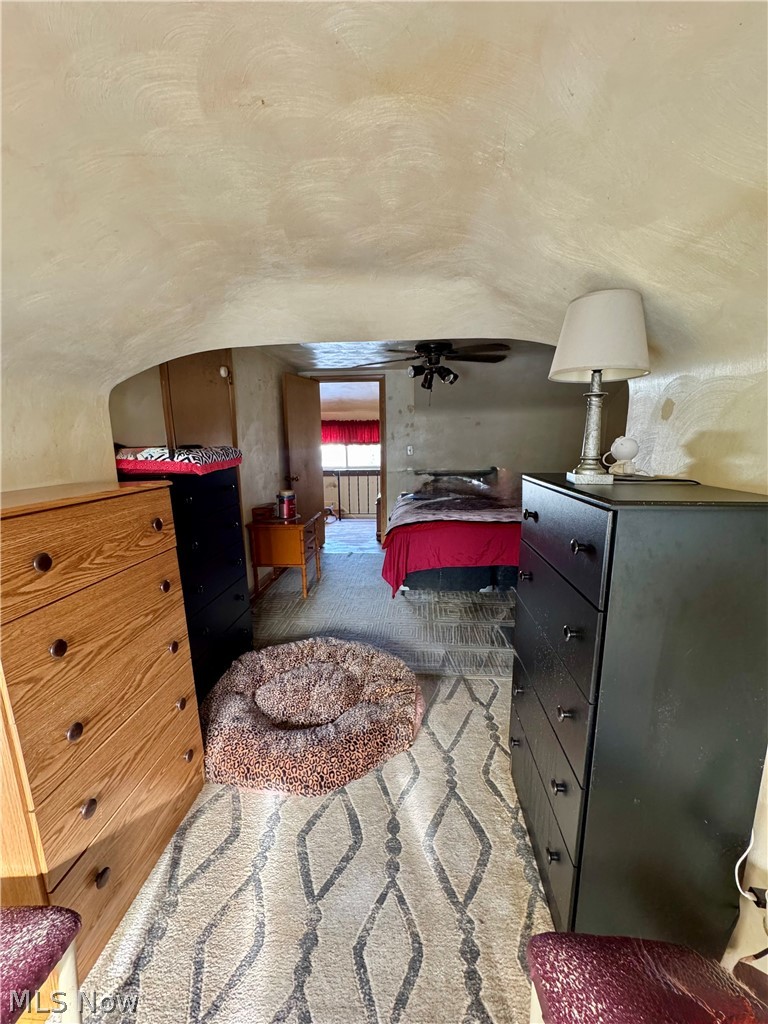 Creek & Morrisons Add 03 - Residential