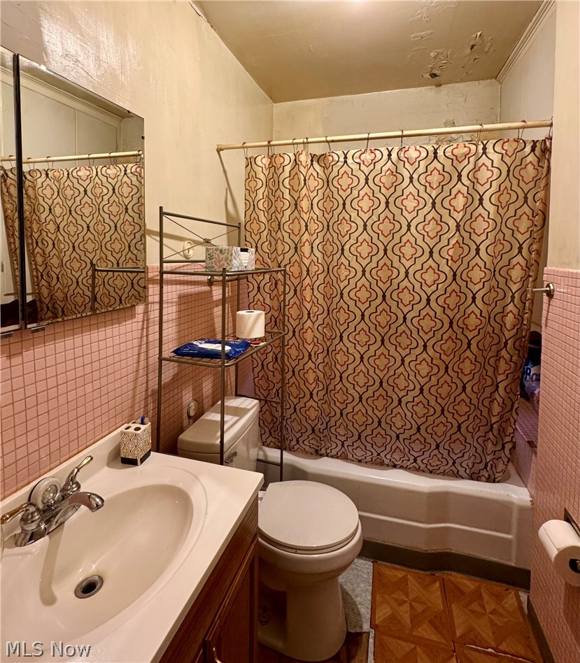 Creek & Morrisons Add 03 - Residential