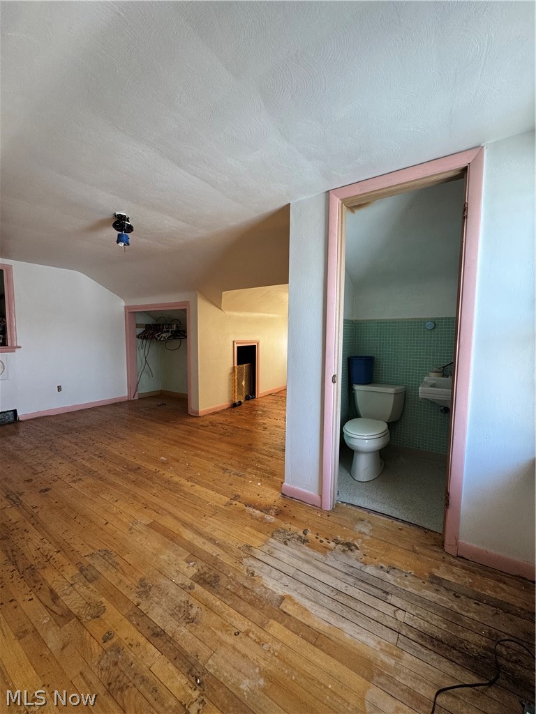 Creek & Morrisons Add 03 - Residential