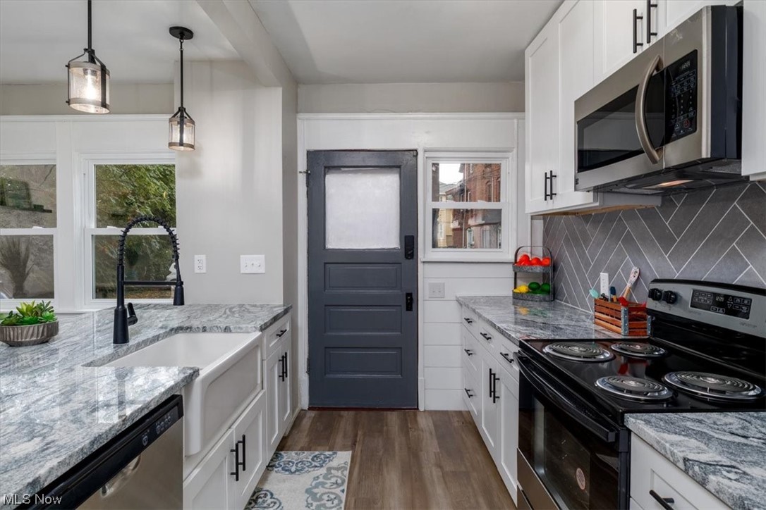 Henry Beach Sub - Residential